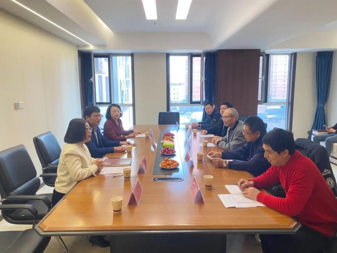 乾骥快讯-乾骥律所热烈欢迎河北省邯郸湖北商会莅临参观交流并召开座谈会