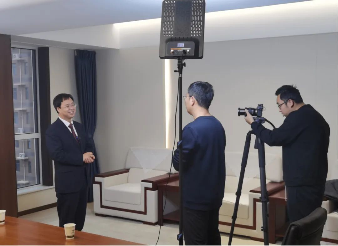 乾骥快讯：我所康君元主任及立法团队就推动修订《河北省法律援助条例》相关情况接受河北电视台专访