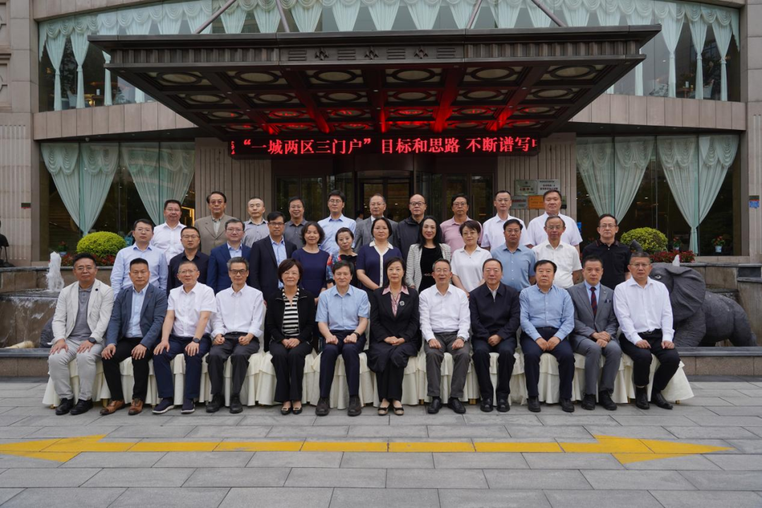 【乾骥快讯】我所主任康君元出席民建中央法治会议并作嘉宾发言